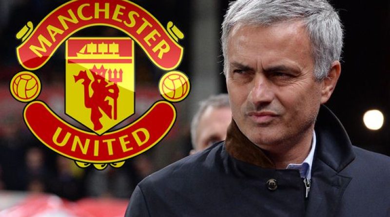 Cùng SM66 tìm hiểu tên của khách sạn mà HLV Mourinho ở khi còn dẫn dắt Manchester United?